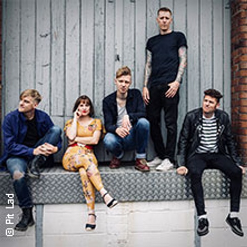 Skinny Lister - Down On The Barrier Tour