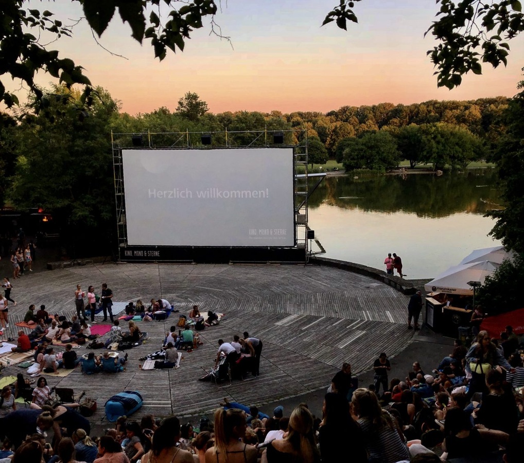 Kino, Mond \u0026 Sterne