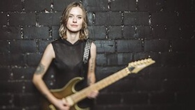 Yasi Hofer Trio
