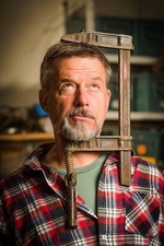 Uli Boettcher: Herr der Zwinge