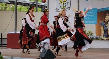 Balkantanzgruppe „Faux Pas"