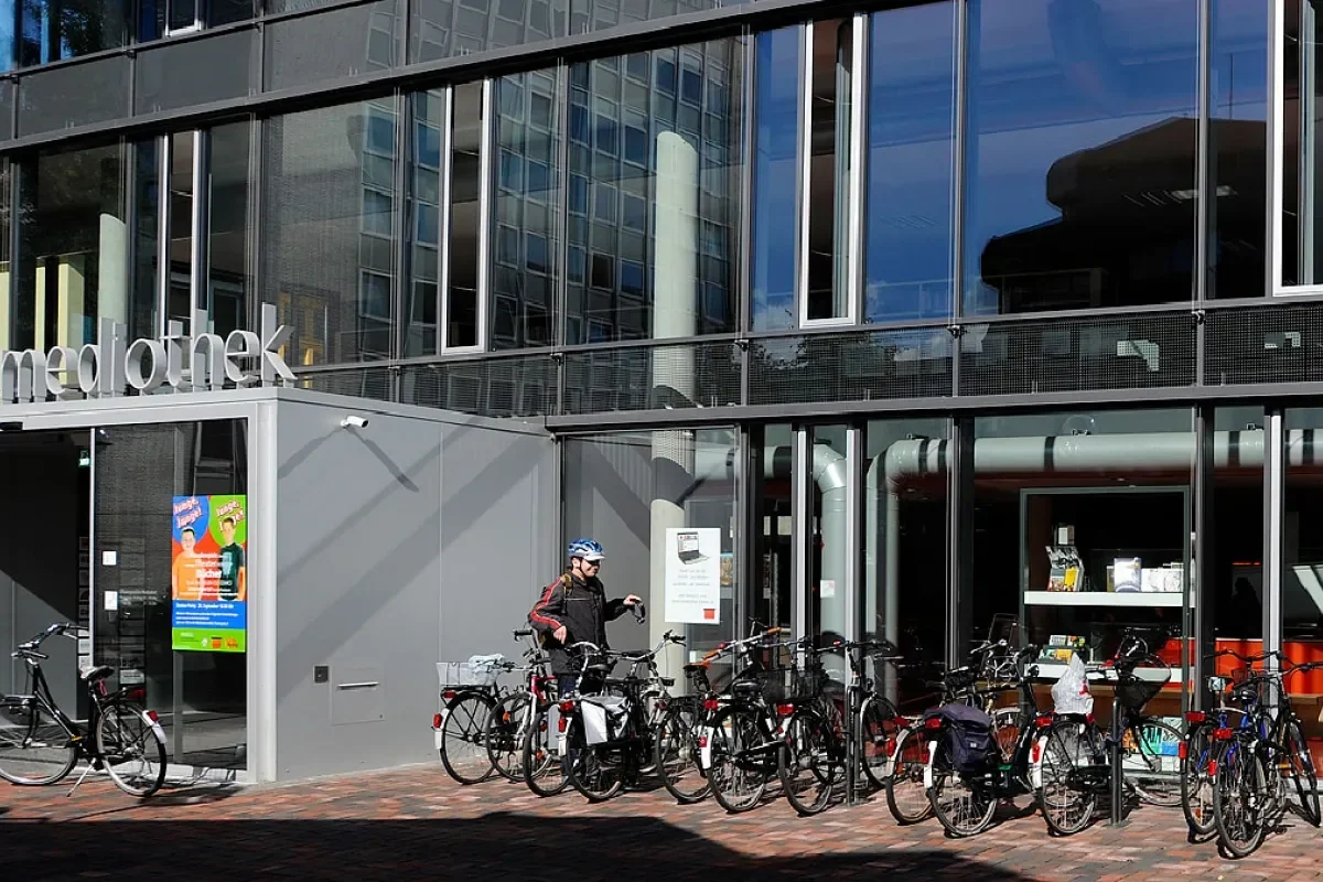 Titelbild der Veranstaltung Bienvenue au Bibliobus Multimédia de l‘Institut Français Düsseldorf