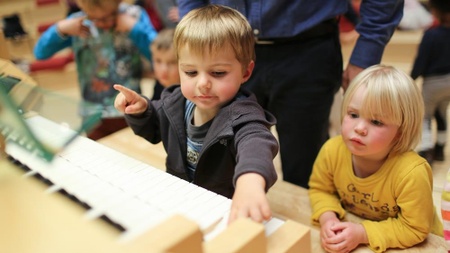 Orgelvorführung für Kinder