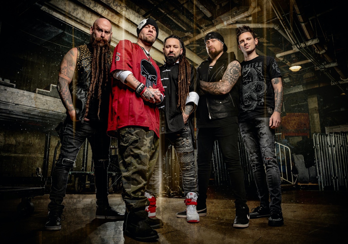FIVE FINGER DEATH PUNCH | Logen-Seat