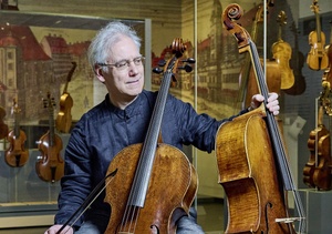 Jonas Seeberg spielt Cello-Suiten