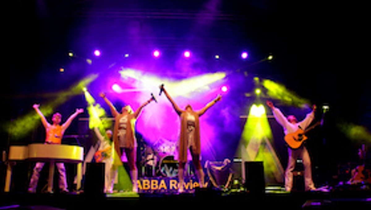 4 SWEDES - ABBA-Tribute