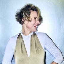 Meike Rötzer erzählt Jane Austens "Stolz und Vorurteil"