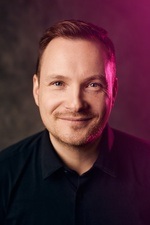 Jakob Schwerdtfeger: Punkt Punkt Komma Strich, fertig ist die Kunstgeschicht.
