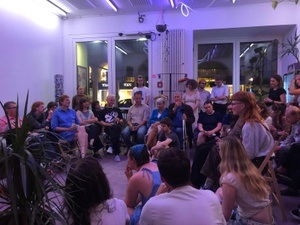 Junge Nacht „Mitleidsprotokoll – every tear recorded“