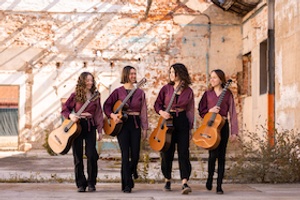 Aeres Guitar Quartet - luftige und bunte Gitarrenklänge