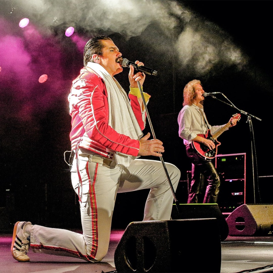 GOD SAVE THE QUEEN - Q-Revival Band