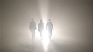 "Fünf Minuten Stille" von Leo Meier