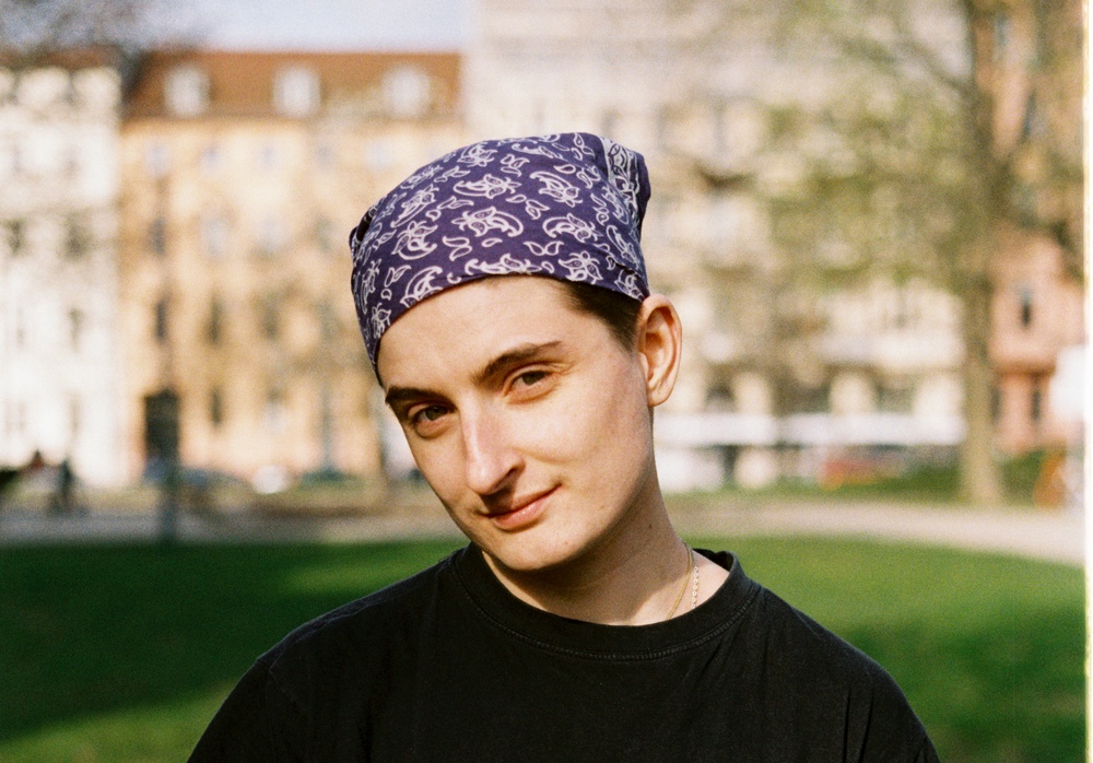 Kay Matter: Helena oder Stay safe and sorry / Muskeln aus Plastik