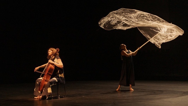 Anastasia Kobekina & Sasha Waltz