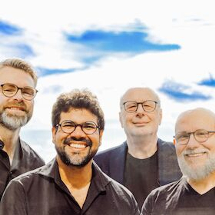 Com Felipe Quartett