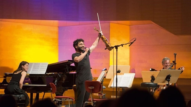 Takeover! by Miki und Special Guest