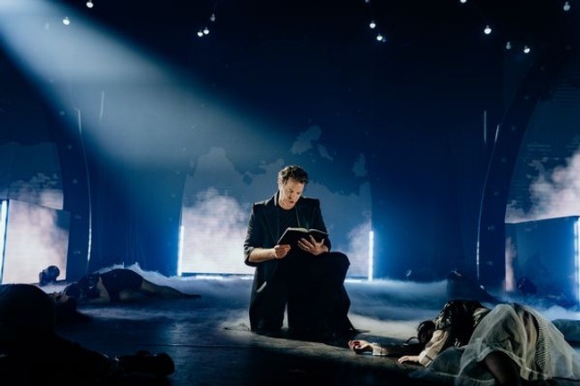 This Is THE GREATEST SHOW!