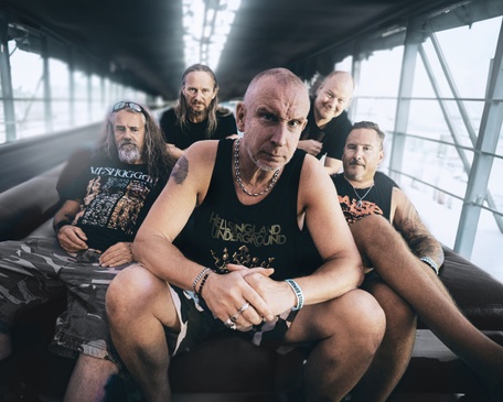 CLAWFINGER