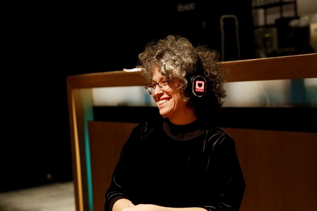 “The objects that carry us” – ein Workshop mit der Künstlerin Nofar Sela