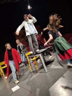 Auf die Bühne! Improtheater  ab 10 Jahren