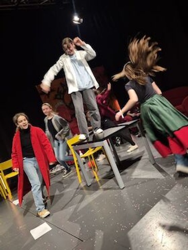 Auf die Bühne! Improtheater  ab 10 Jahren