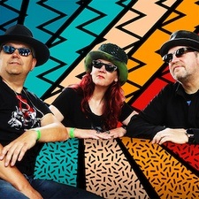 Covers in concert – Frumpy Hats live!