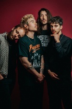 PLAIINS
SUPPORT: AGASSI