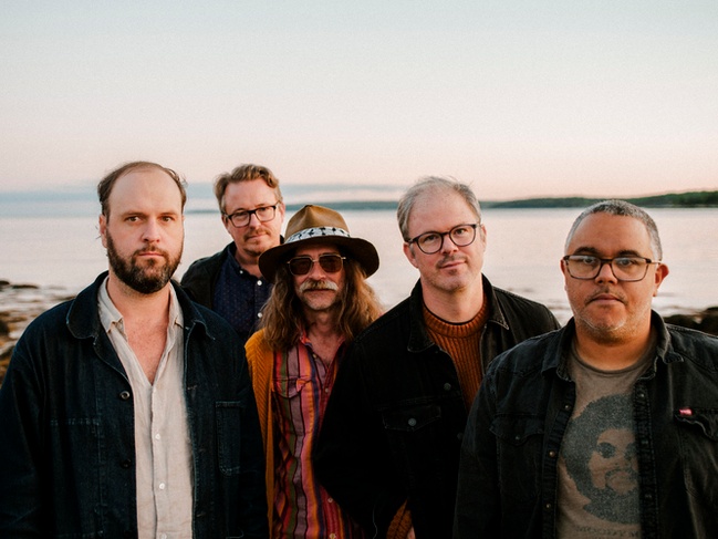 WINTERSLEEP 
SUPPORT: DONATA