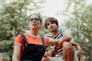 Lina Bó "Lina Bó live", Liedermacher, urbane Neo-Blumenkinder