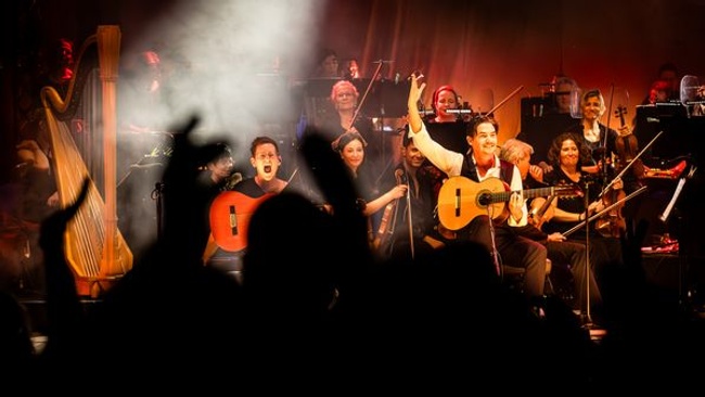 Café del Mundo feat. Neue Philharmonie Frankfurt