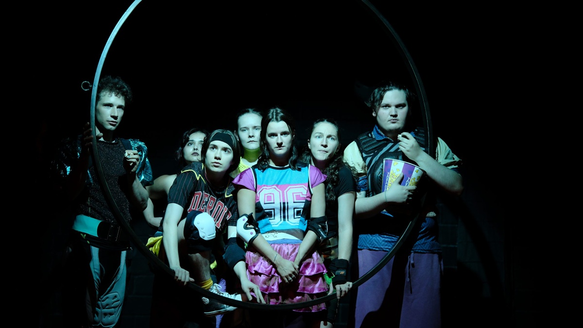 Come a little closer