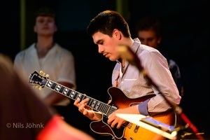 Juan Pablo Ortiz Carrera (Gitarre) / Lucas Kolbe (Bass) – Master Focus Project