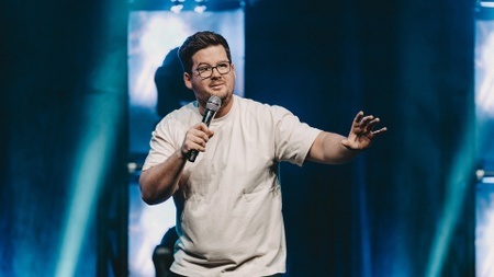 Chris Tall – Keep Laughing