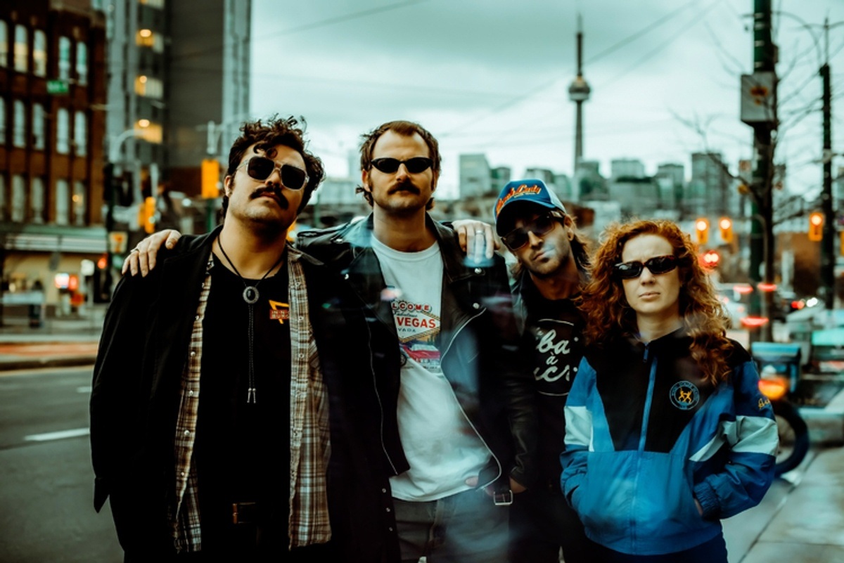 Titelbild der Veranstaltung WINE LIPS
Special Guests: THE BOOJUMS
