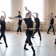 Contemporary Erwachsene