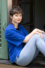 Gegenwartsliteratur im Biergarten: Annegret Liepold liest aus "Unter Grund"