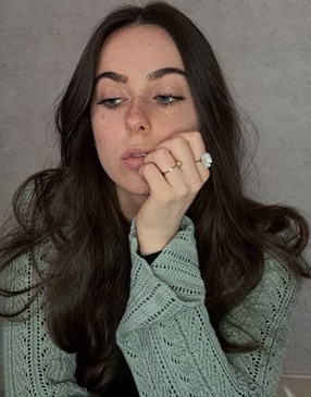 Ella Violet