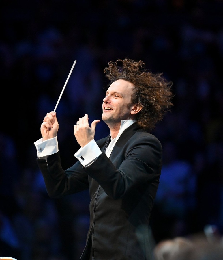 Hayato Sumino | Aurora Orchestra | Nicholas Collon