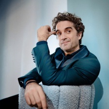 Bücherbühne: Oliver Wnuk