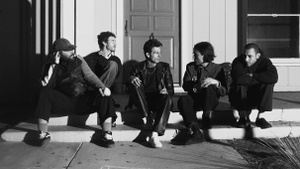The Neighbourhood | Logen-Seat in der Ticketmaster Suite
