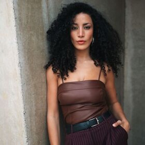 BABA ISSUES von Tessniem Kadiri