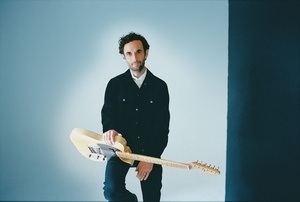 Julian Lage | Der Jazz-Gitarrist mit seinem Programm »Speak to me«