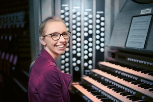 Orgel im Konzerthaus – Anna Lapwood | Orgel-Feuerwerk mit Filmmusik und beliebten Klassikern