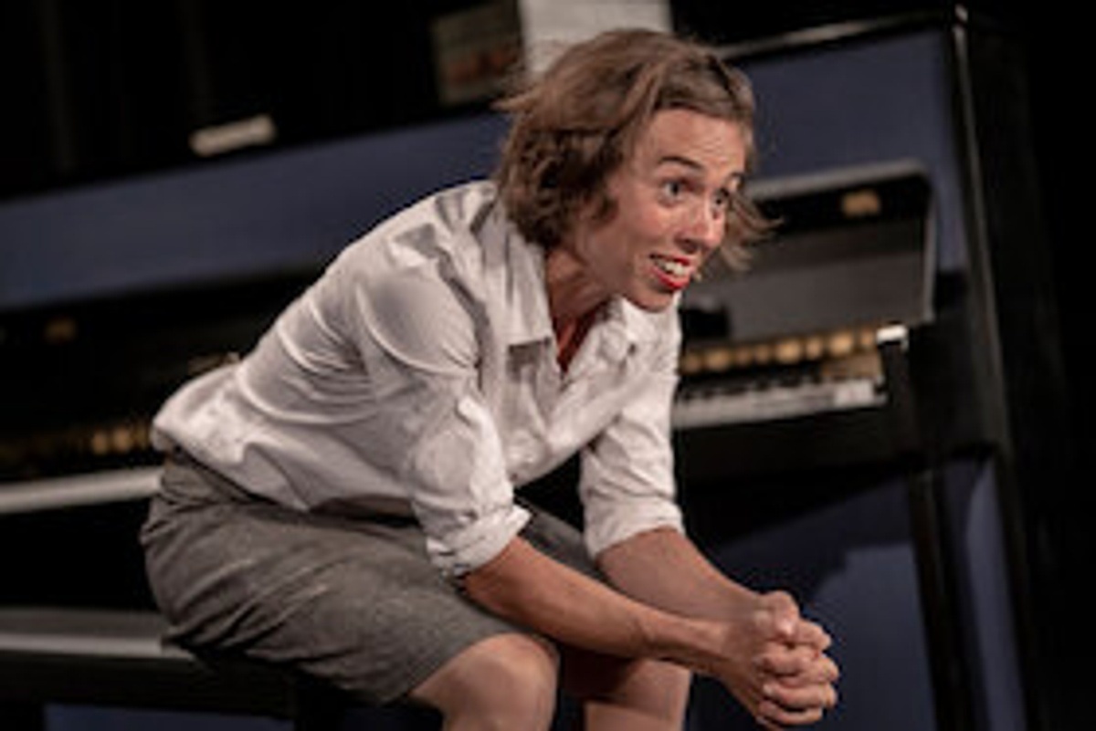 Judith Bach als Claire
