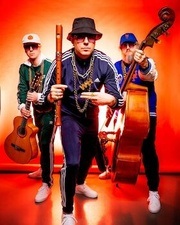Wildes Holz: „Block Party“