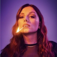 Lara Ermer | Leicht entflammbar