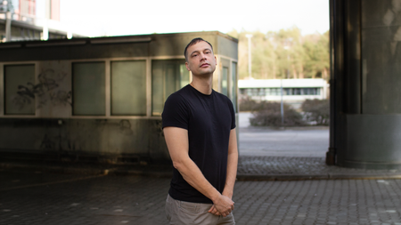 Hendrik Bolz: Aus Ruinen