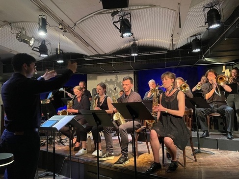 Firefrogs Bigband