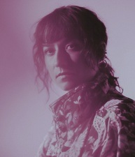 Lucia Cadotsch AKI
