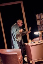 Monsieur Pierre geht online